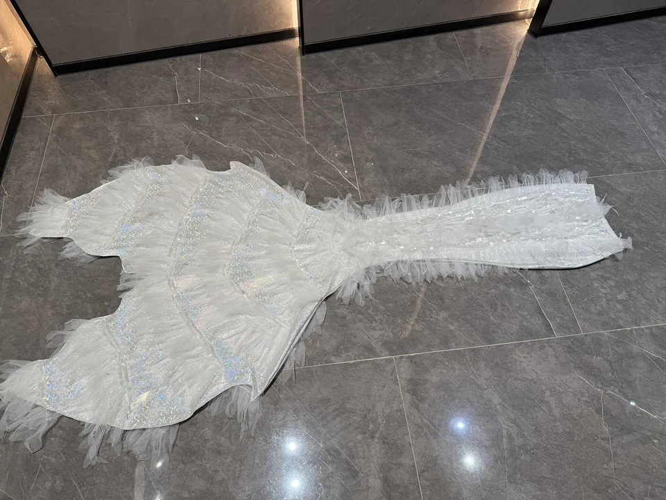 ชุดว่ายน้ำหางนางเงือกแบบปั๊มร้ - Aquarium Fish Angel บทวิจารณ์และราคา